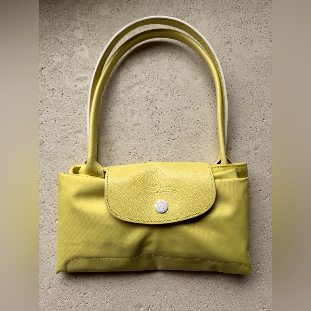 Long champ yellow bag